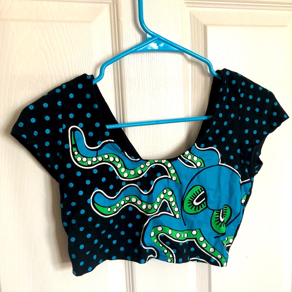 Too Fast Octopus Crop Top